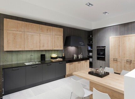 Beton, Holz, Edelstahl und Kunststoff wurden in dieser offenen Wohnküche ausgefallen kombiniert. Klicken vergrößert! Beton, Holz, Edelstahl und Kunststoff wurden in dieser offenen Wohnküche ausgefallen kombiniert. Klicken vergrößert!